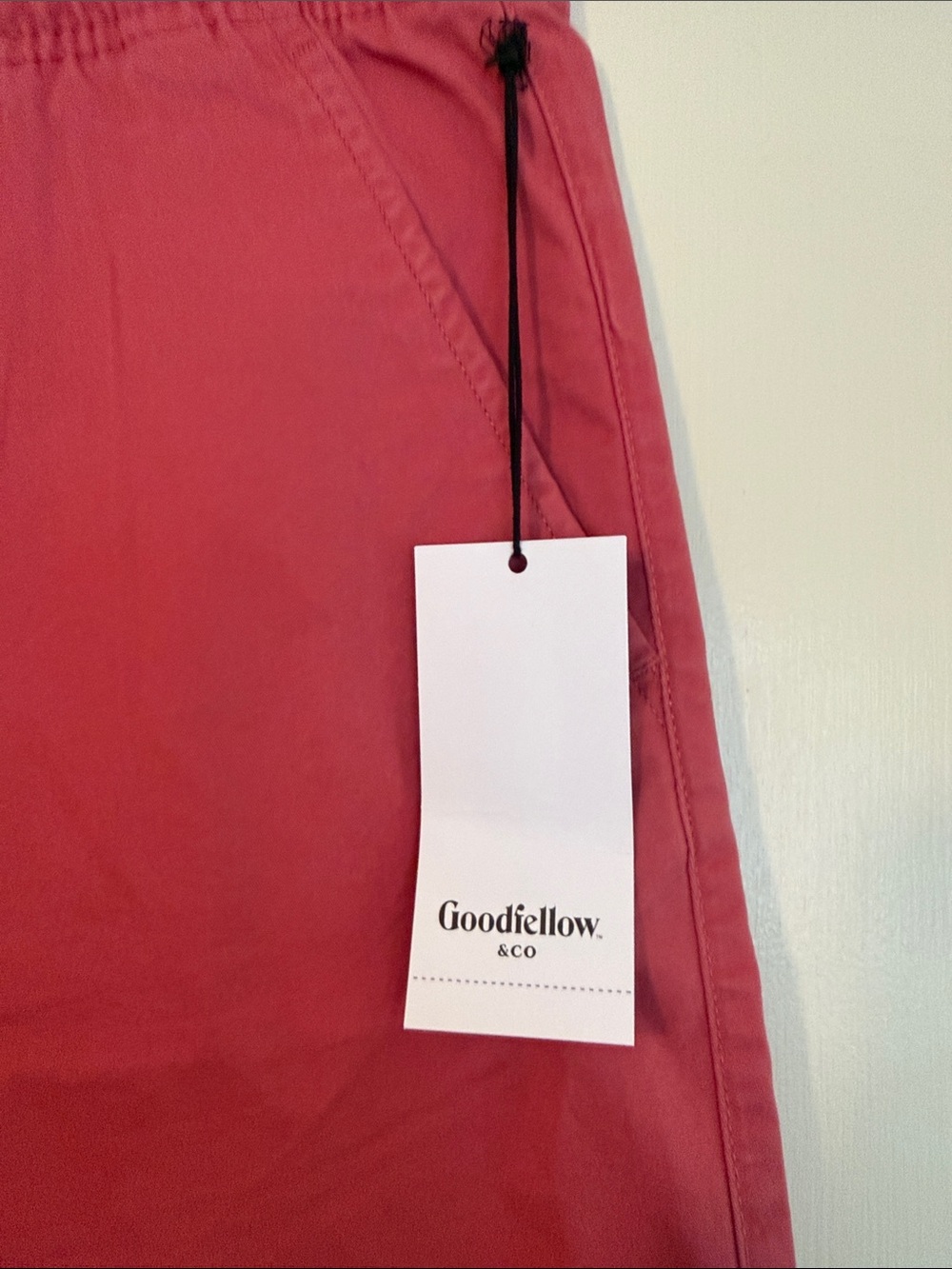 Goodfellow & Co Men's Raspberry Red Drawstring Shorts - Picture 2 of 4